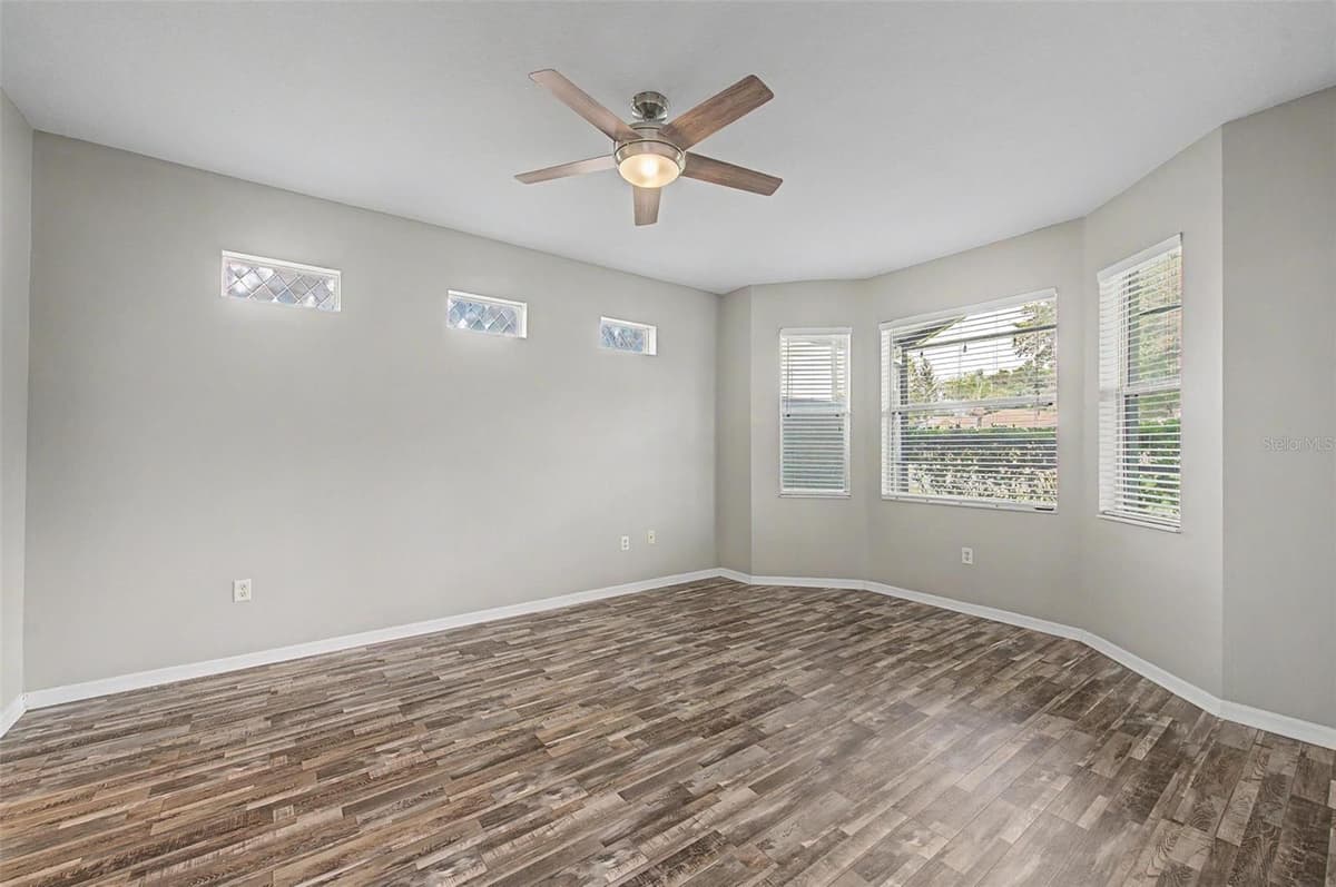 8046 PONKAN ROAD — photo 14 of 41