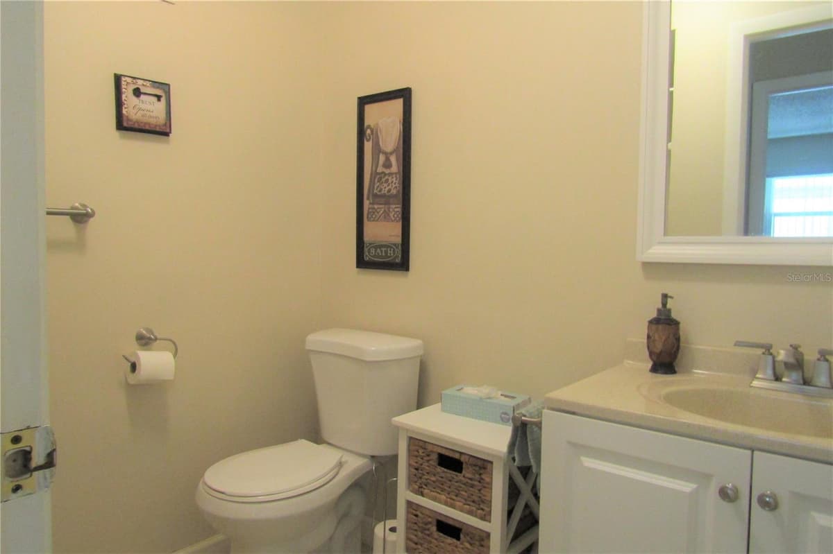 11725 BOYNTON LANE — photo 17 of 36