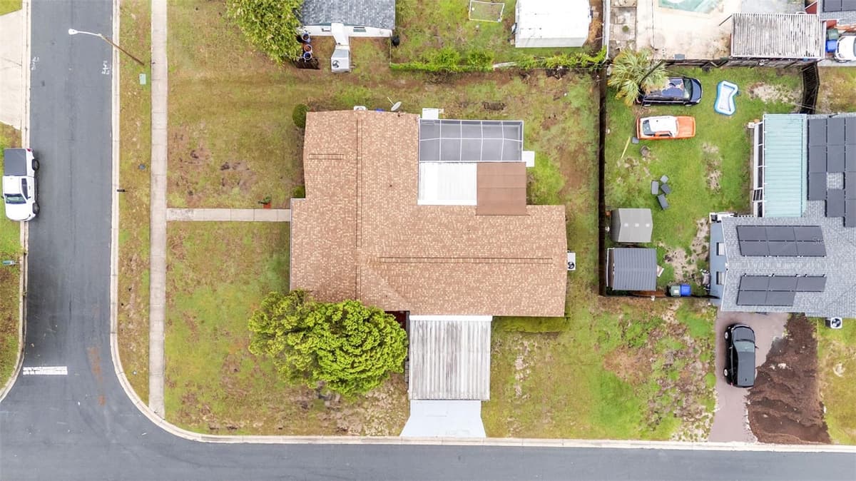 2126 SMITHFIELD PLACE — photo 34 of 36