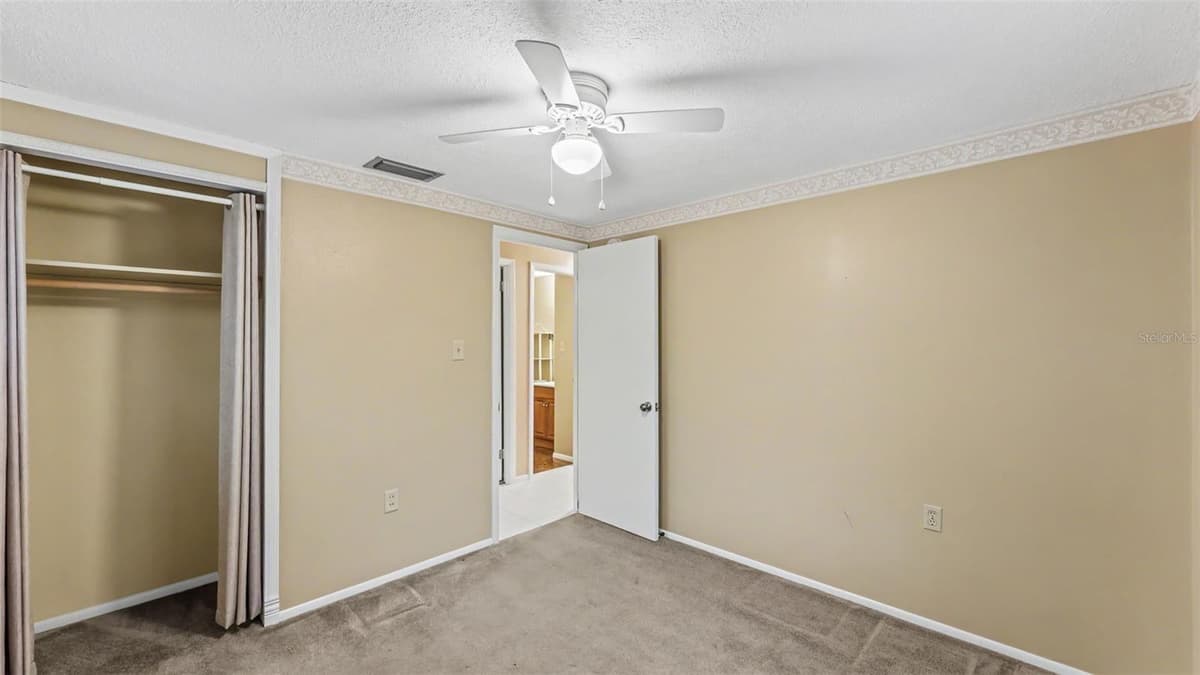 2126 SMITHFIELD PLACE — photo 16 of 36