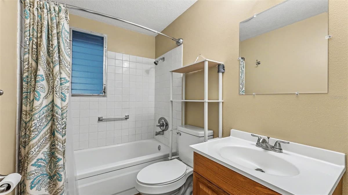 2126 SMITHFIELD PLACE — photo 12 of 36