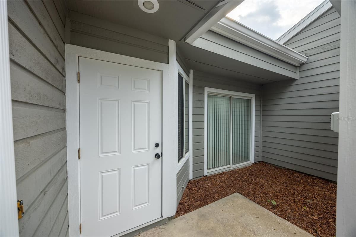 1013 124TH DRIVE — photo 7 of 53