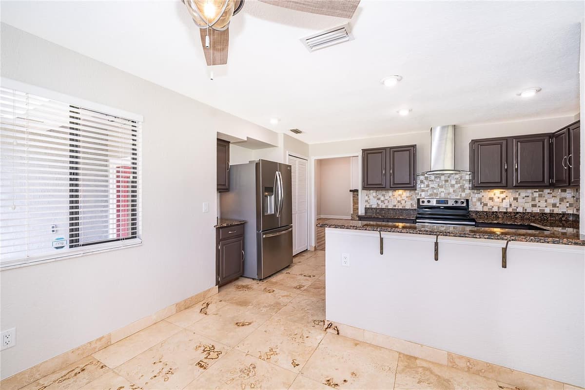 4651 TIFFANY WOODS CIRCLE — photo 13 of 31