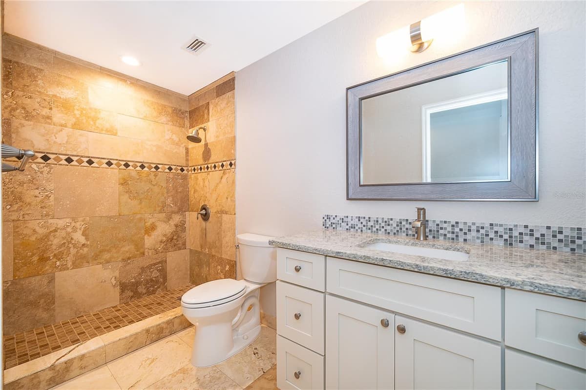 4651 TIFFANY WOODS CIRCLE — photo 19 of 31