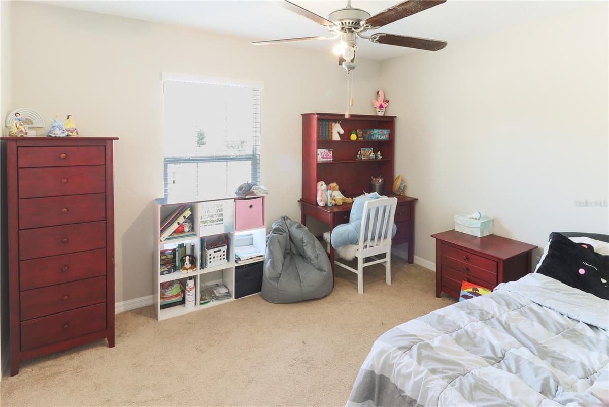 135 CASCADE BEND DRIVE — photo 19 of 30