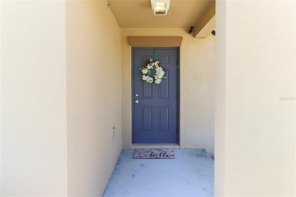 135 CASCADE BEND DRIVE — photo 11 of 30