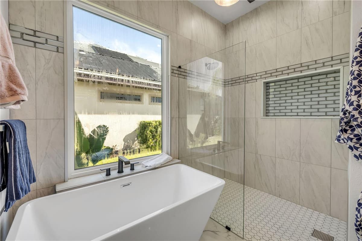 116 LONGVIEW WAY — photo 30 of 63