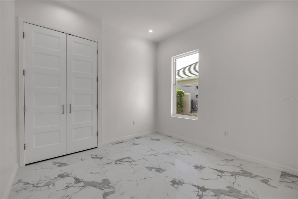 116 LONGVIEW WAY — photo 38 of 63