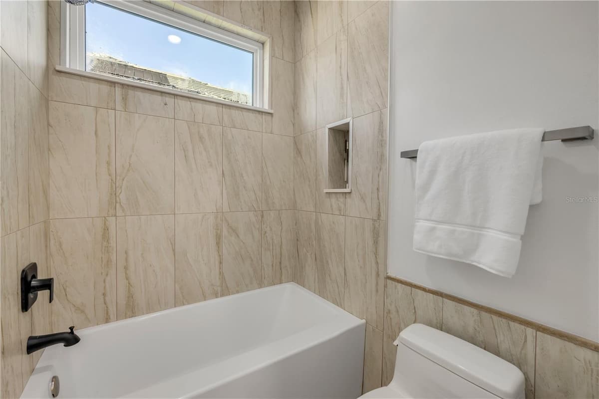 116 LONGVIEW WAY — photo 44 of 63