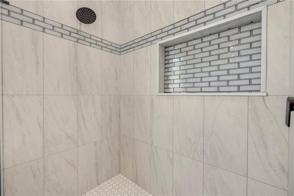 116 LONGVIEW WAY — photo 31 of 63