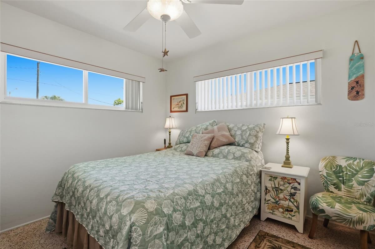 2101 JO AN DRIVE — photo 19 of 36