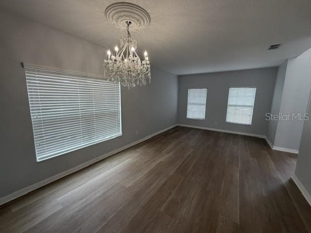 4907 ROCKVALE DR. — photo 8 of 33