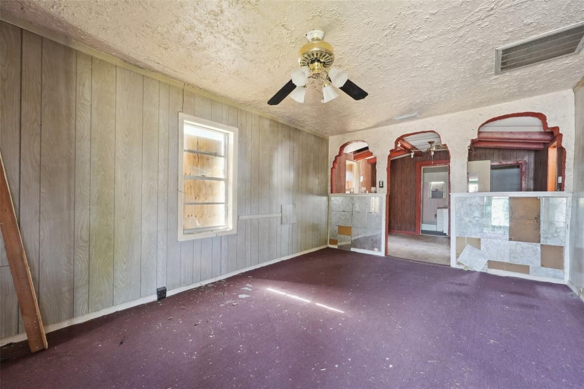 1002 NASSAU STREET — photo 8 of 12