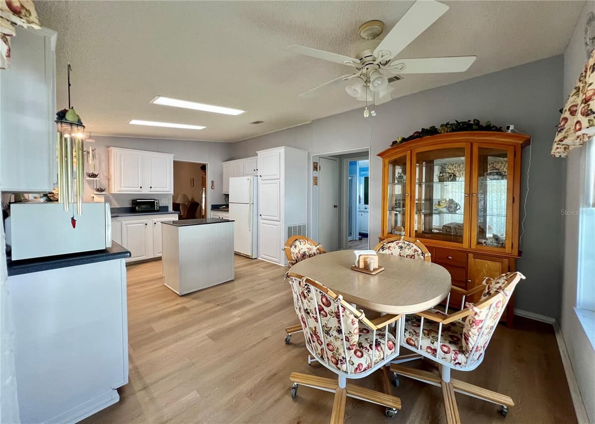 51 PINDO PALM STREET — photo 34 of 44