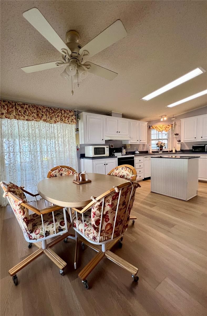 51 PINDO PALM STREET — photo 33 of 44