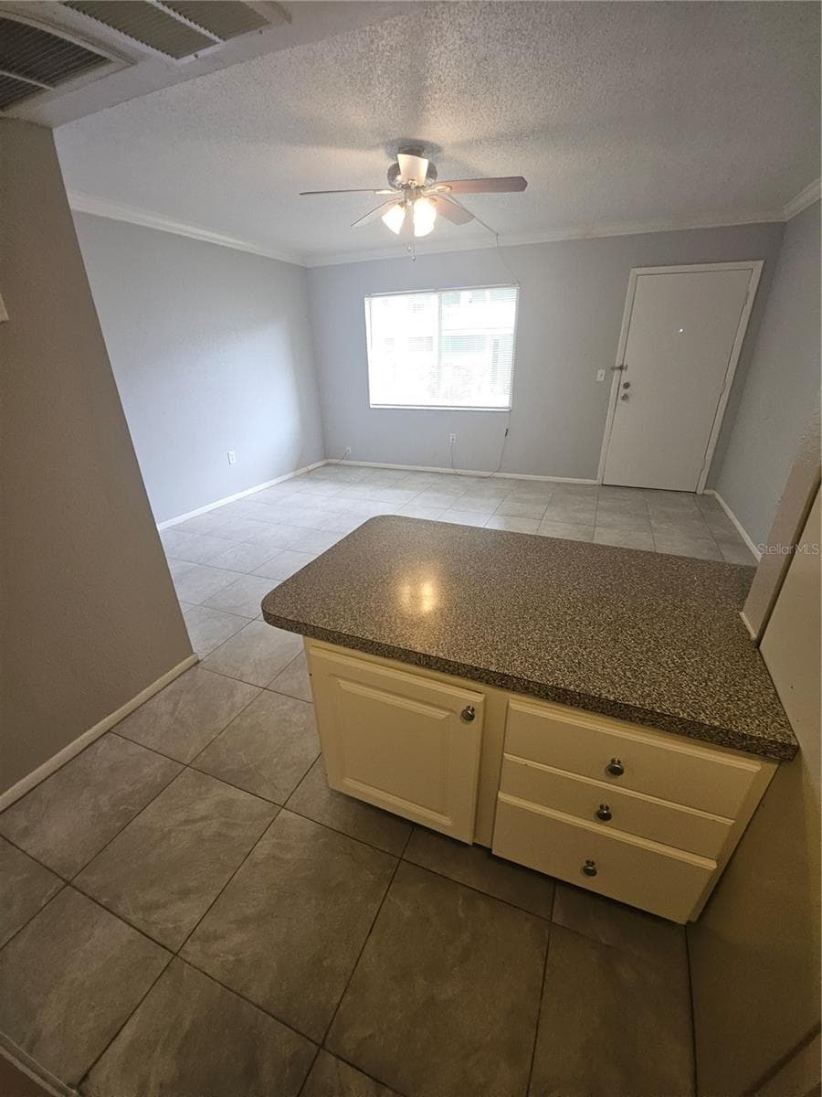 125 WATER FRONT WAY — photo 12 of 25