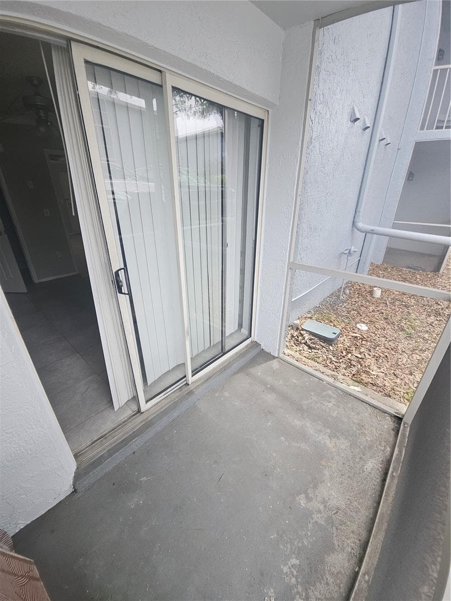 125 WATER FRONT WAY — photo 22 of 25
