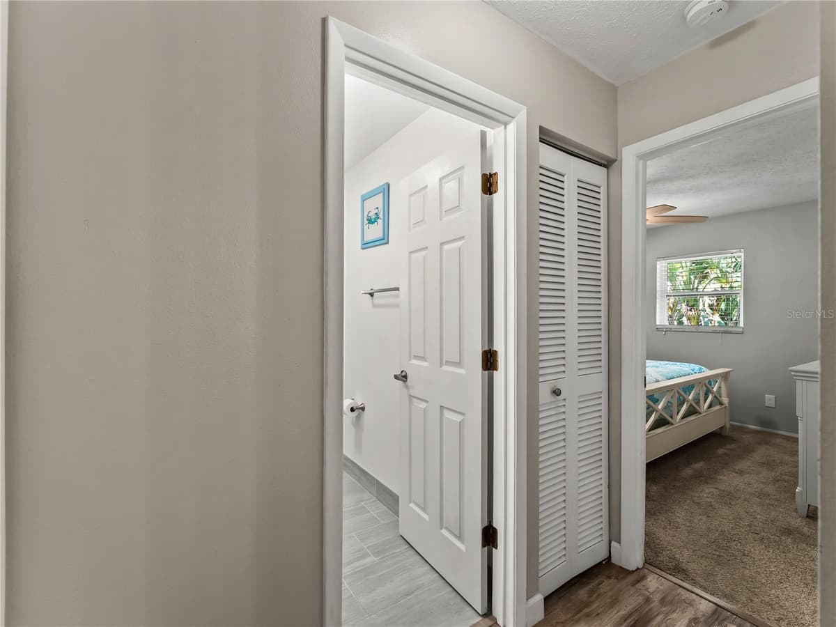 251 PLANTATION ROAD — photo 16 of 54