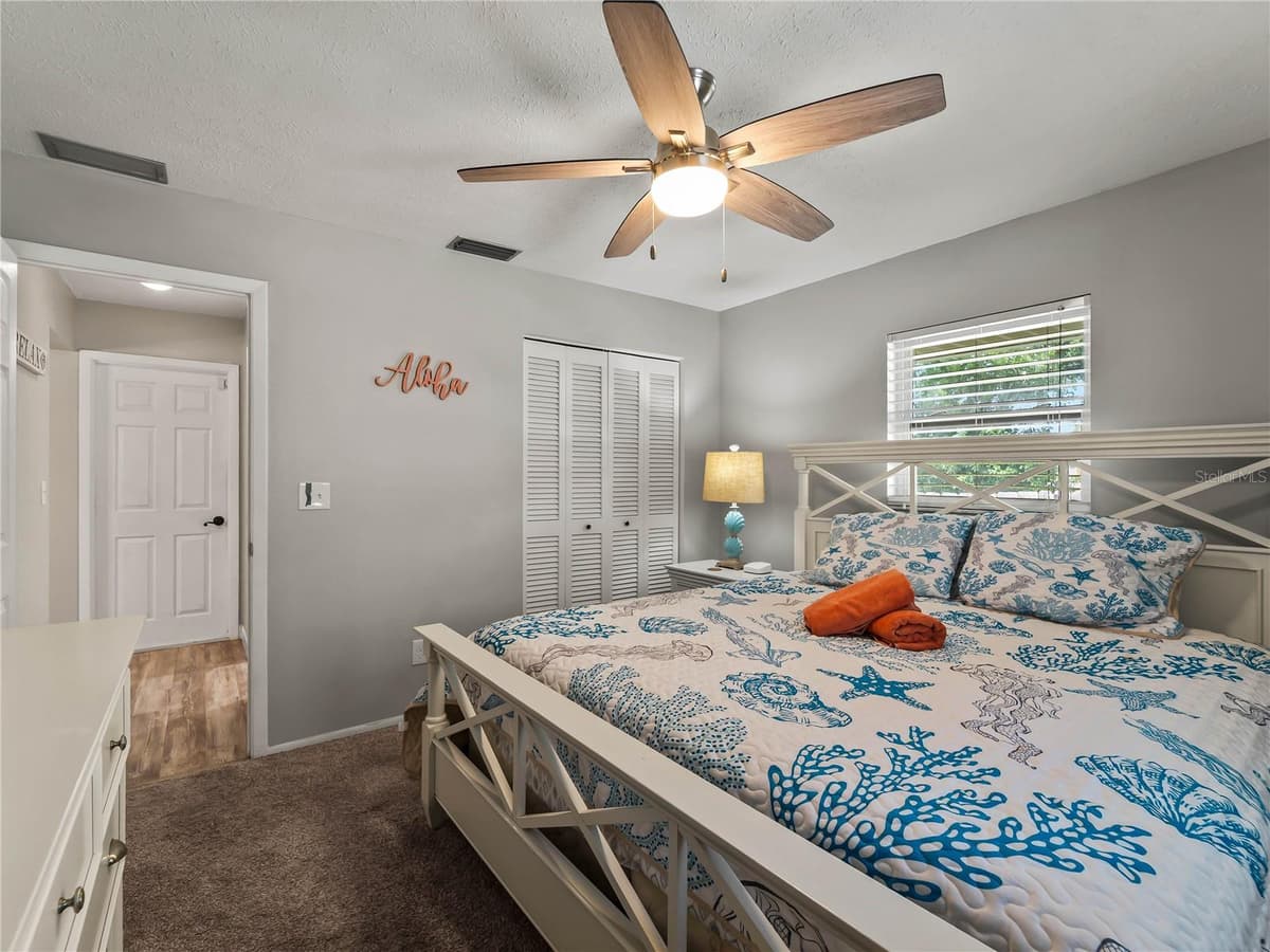 251 PLANTATION ROAD — photo 20 of 54