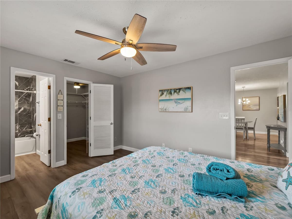 251 PLANTATION ROAD — photo 12 of 54