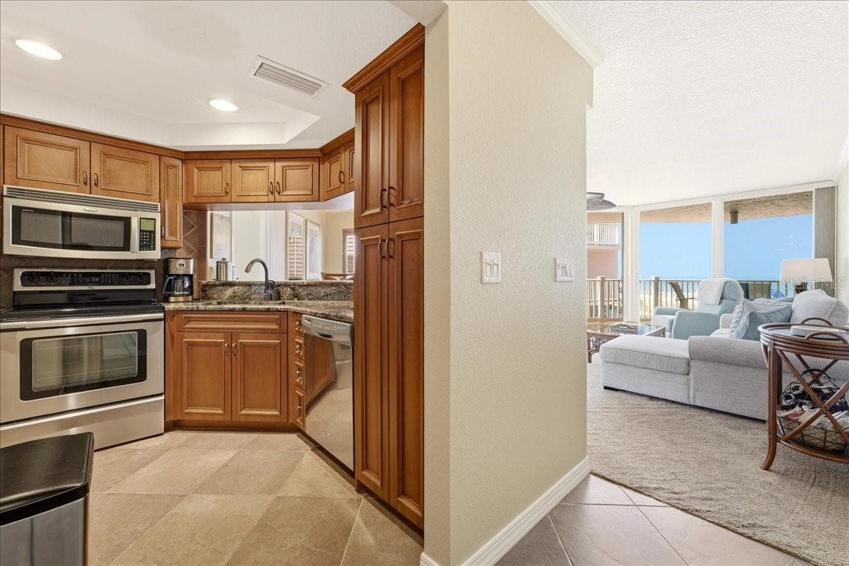 2600 GULF DRIVE — photo 13 of 35