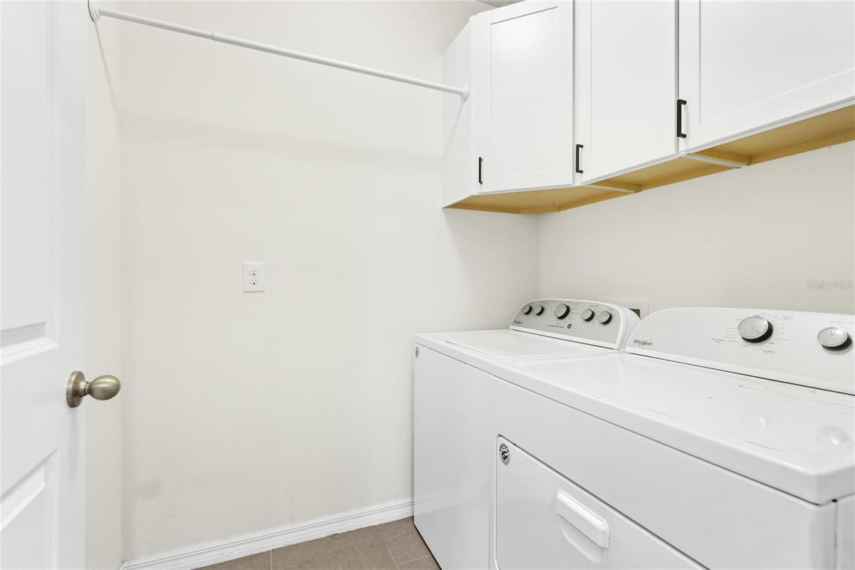 3909 PARK WILLOW AVENUE — photo 25 of 30