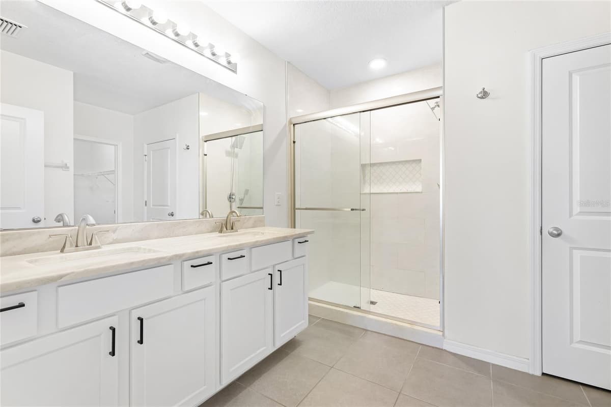 3909 PARK WILLOW AVENUE — photo 15 of 30