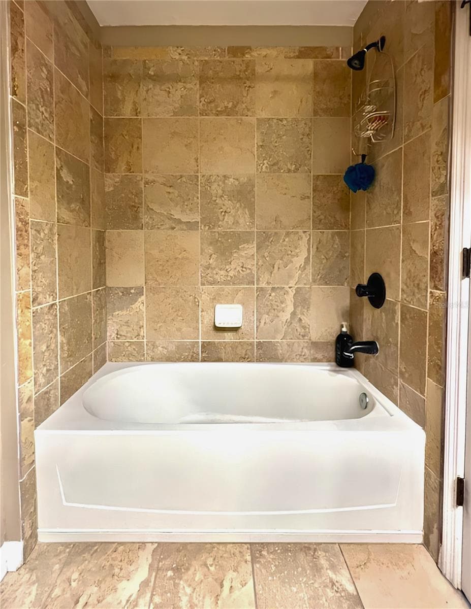 4853 TUSCAN LOON DRIVE — photo 19 of 35