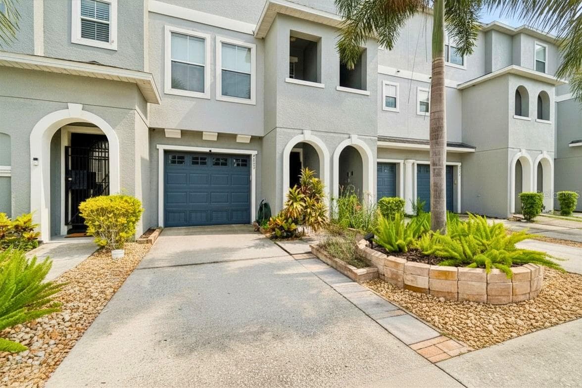 4853 TUSCAN LOON DRIVE — photo 2 of 35