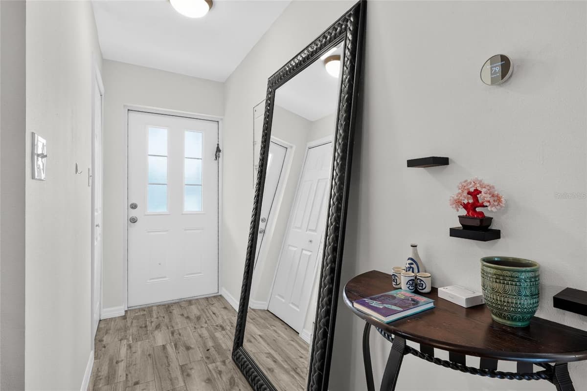 2155 WOOD STREET — photo 4 of 55