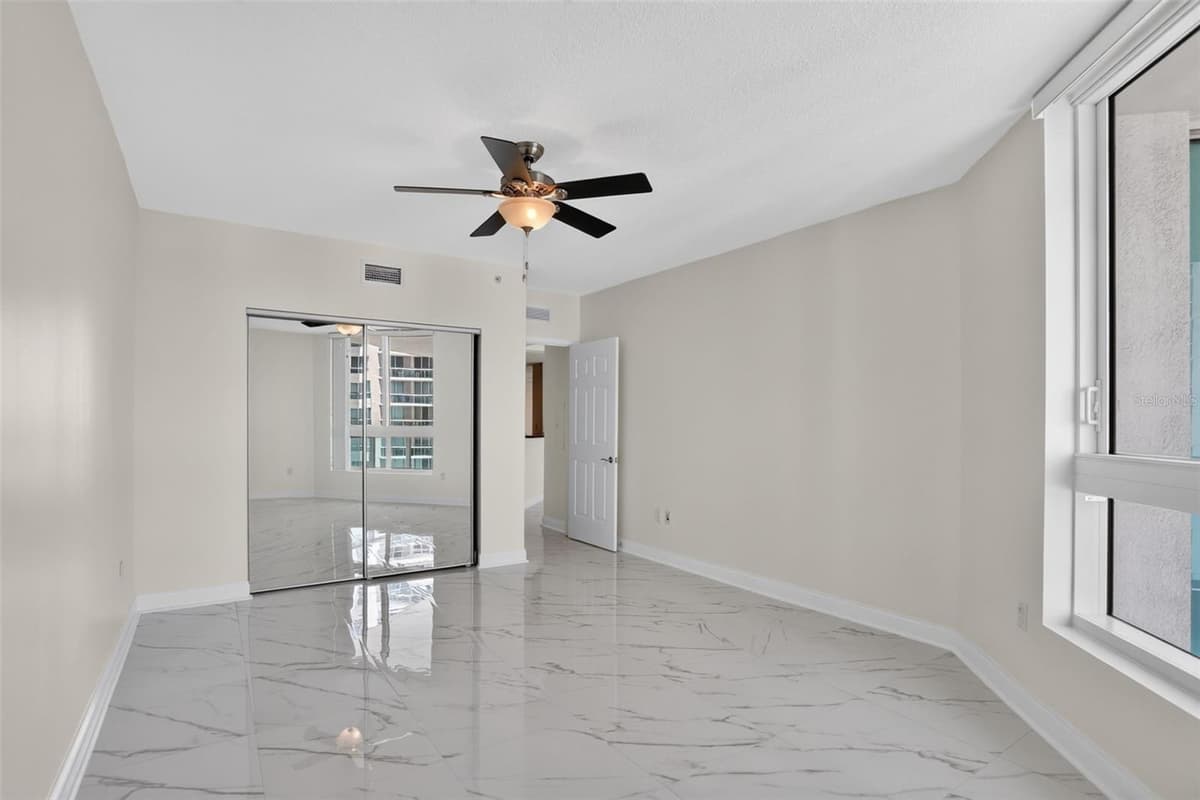 231 RIVERSIDE DRIVE — photo 30 of 34