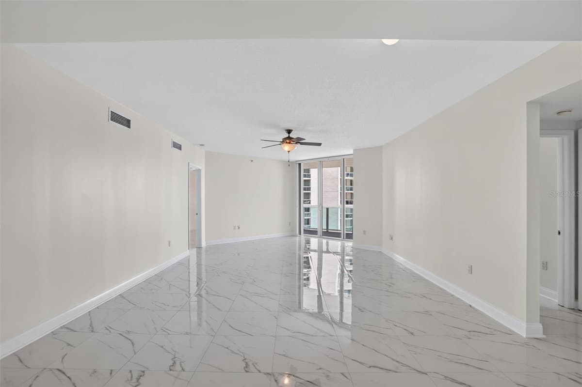 231 RIVERSIDE DRIVE — photo 15 of 34
