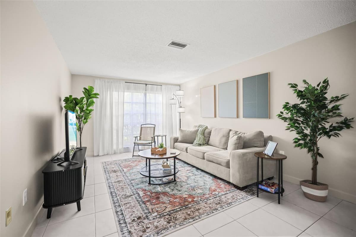 2700 BAYSHORE BOULEVARD — photo 11 of 73