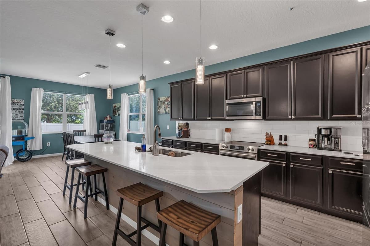 822 OPAL COURT — photo 4 of 55