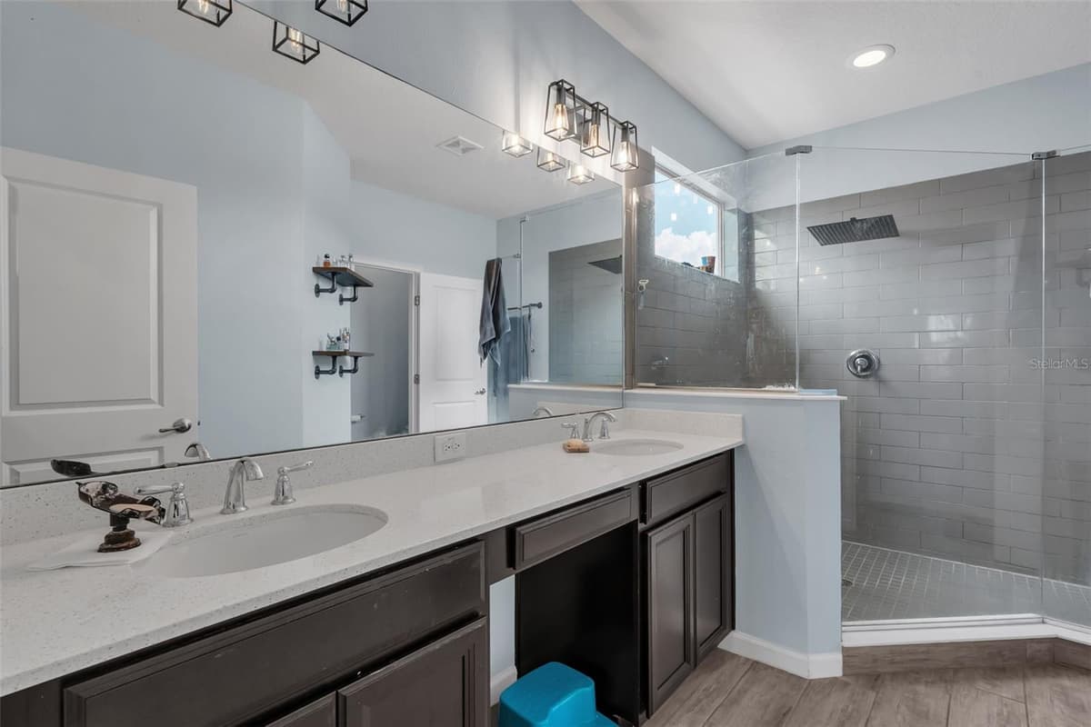 822 OPAL COURT — photo 34 of 55