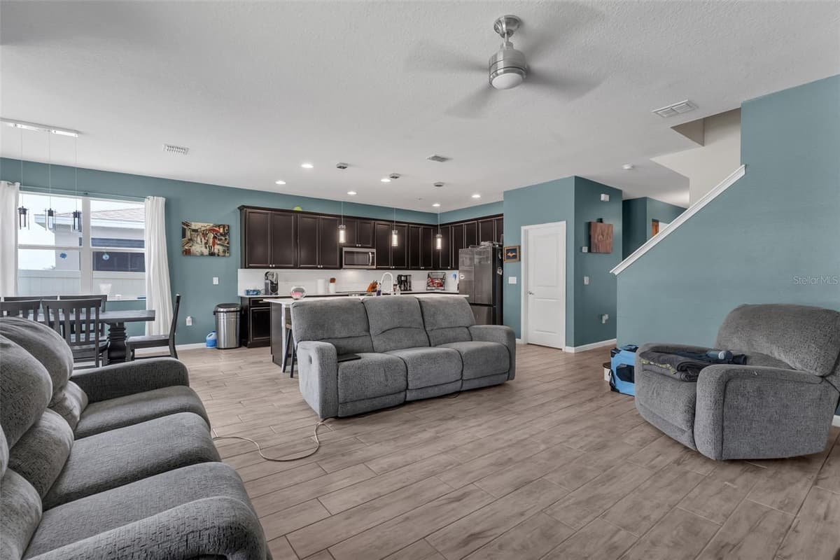 822 OPAL COURT — photo 15 of 55