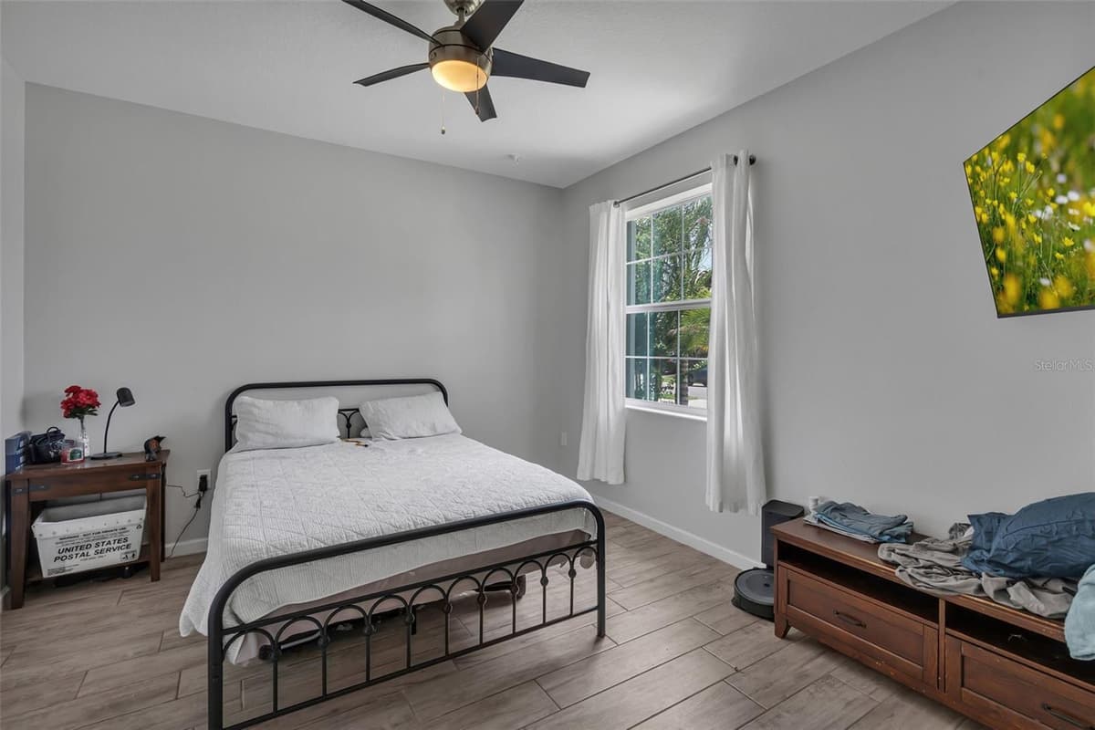 822 OPAL COURT — photo 13 of 55