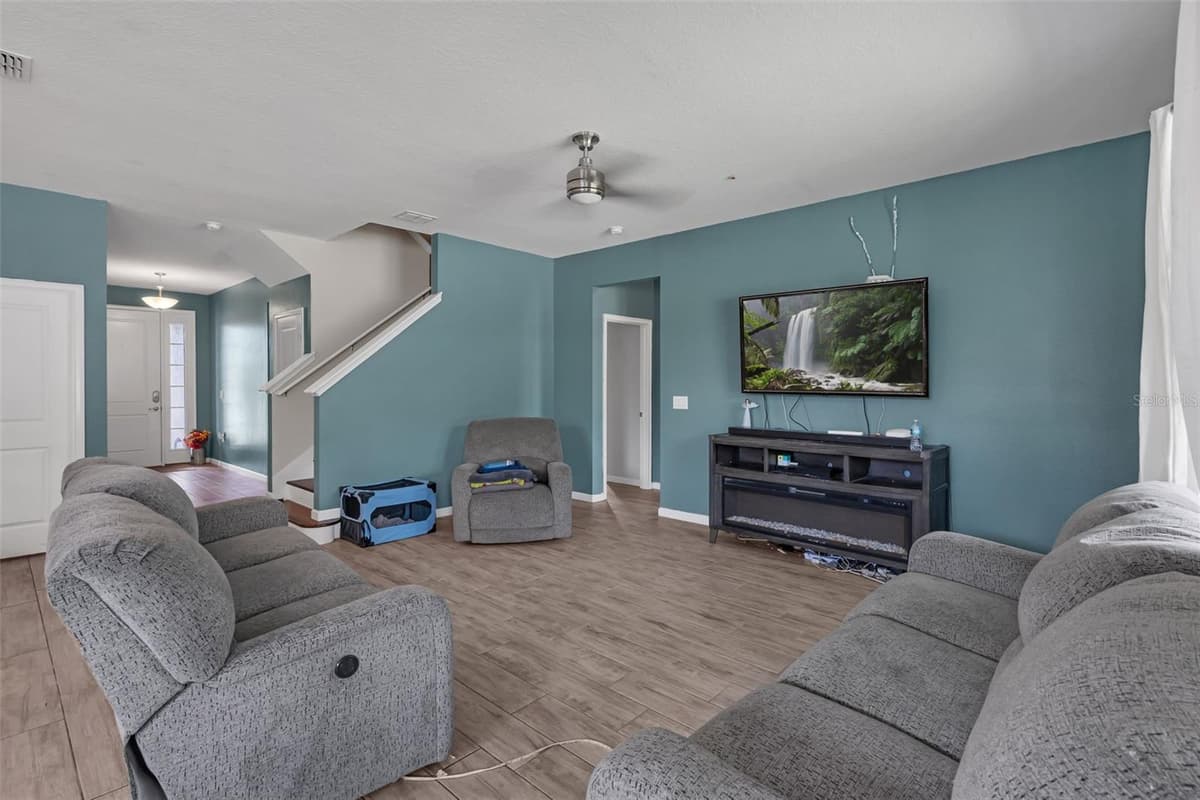 822 OPAL COURT — photo 12 of 55