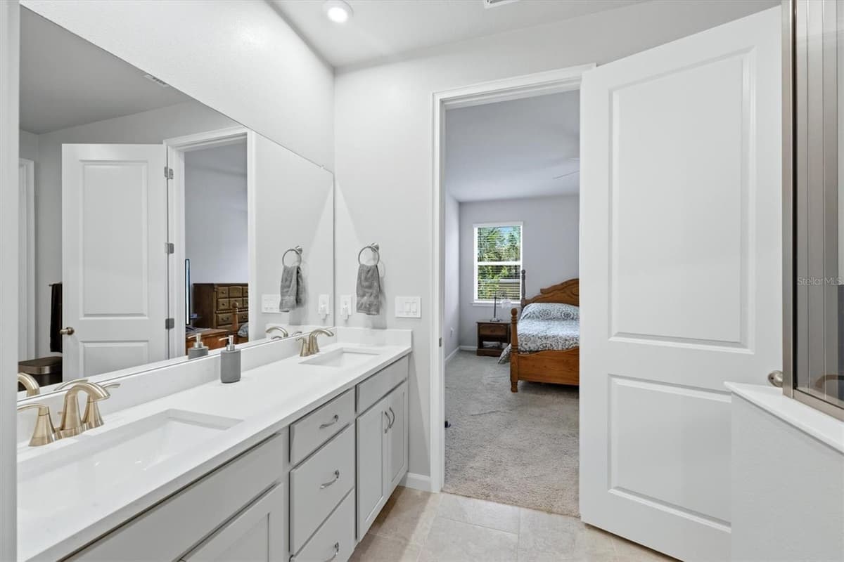 20411 SYMPHONY PLACE — photo 24 of 44
