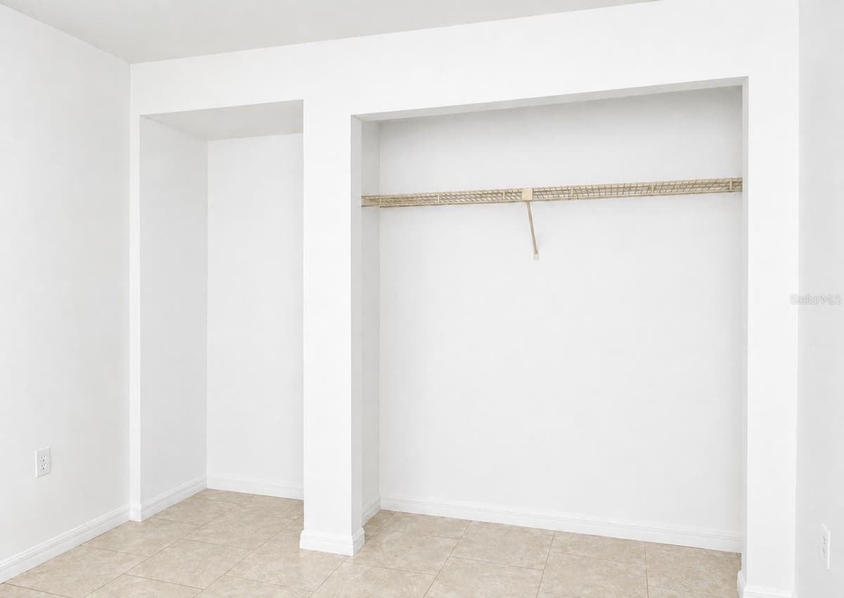 1068 LOTUS PARKWAY — photo 10 of 17