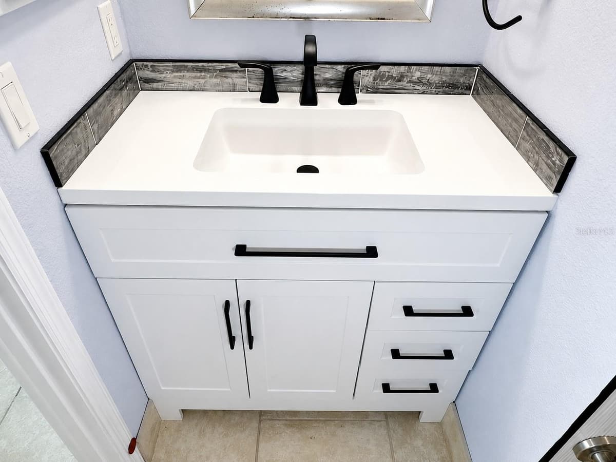 1068 LOTUS PARKWAY — photo 9 of 17