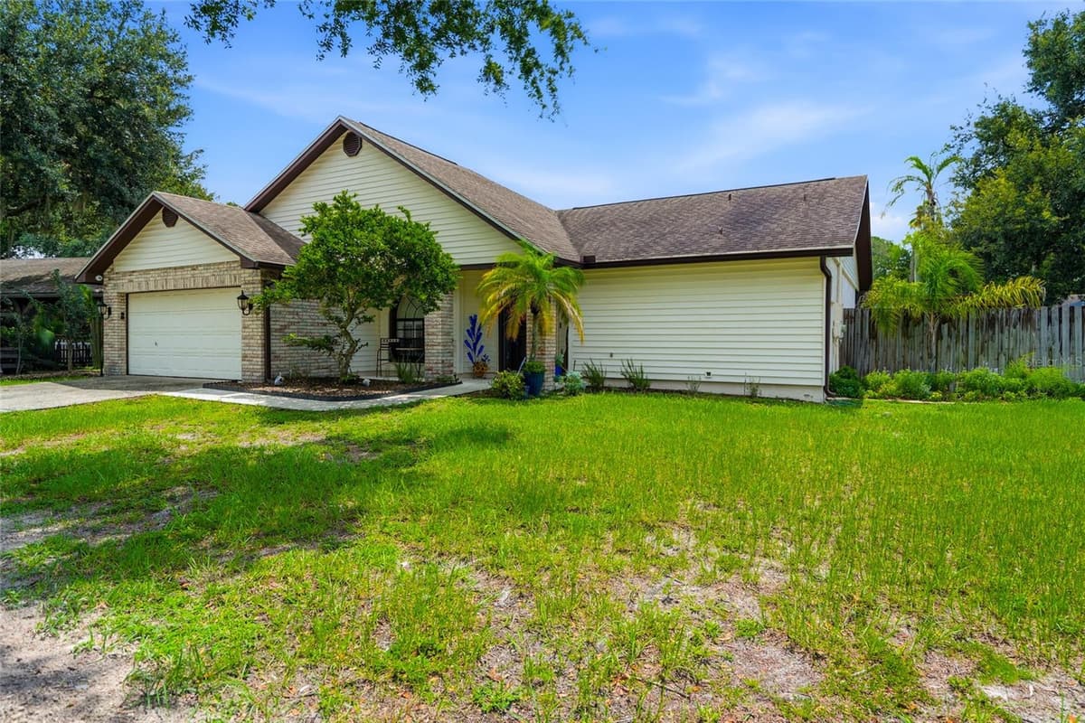 1150 WINDSOR WAY — photo 3 of 44