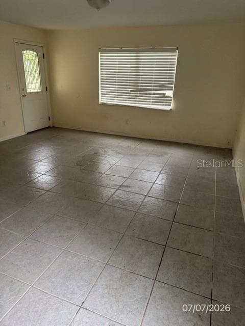 107 WOODLAWN ROAD — photo 2 of 13