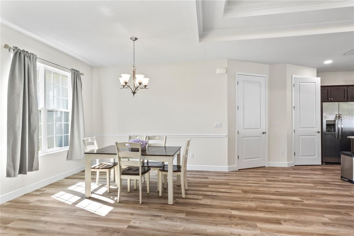 39 BOULDER ROCK DRIVE — photo 8 of 41