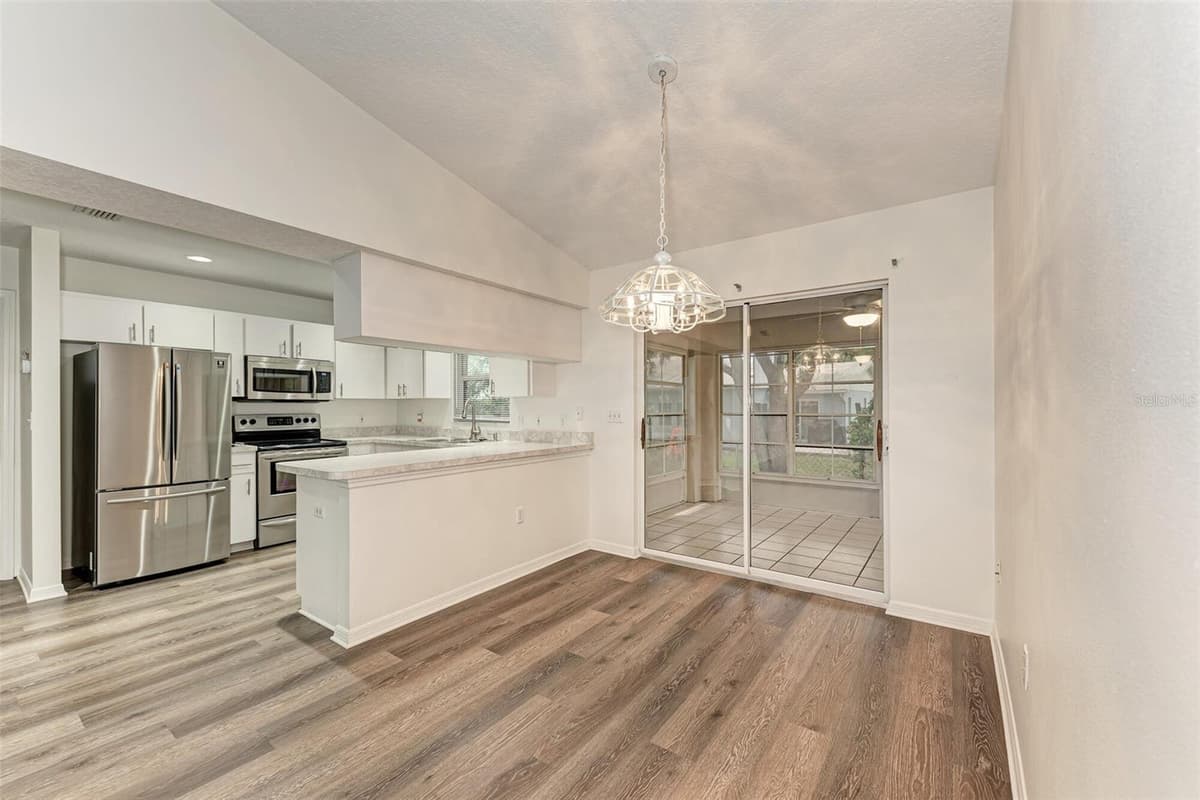 2046 OLD TREVOR WAY — photo 10 of 31