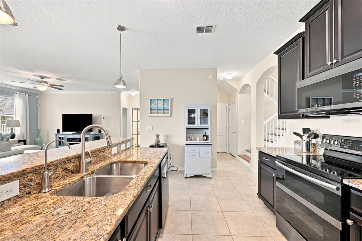 12335 BALLENTRAE FOREST DRIVE — photo 17 of 64