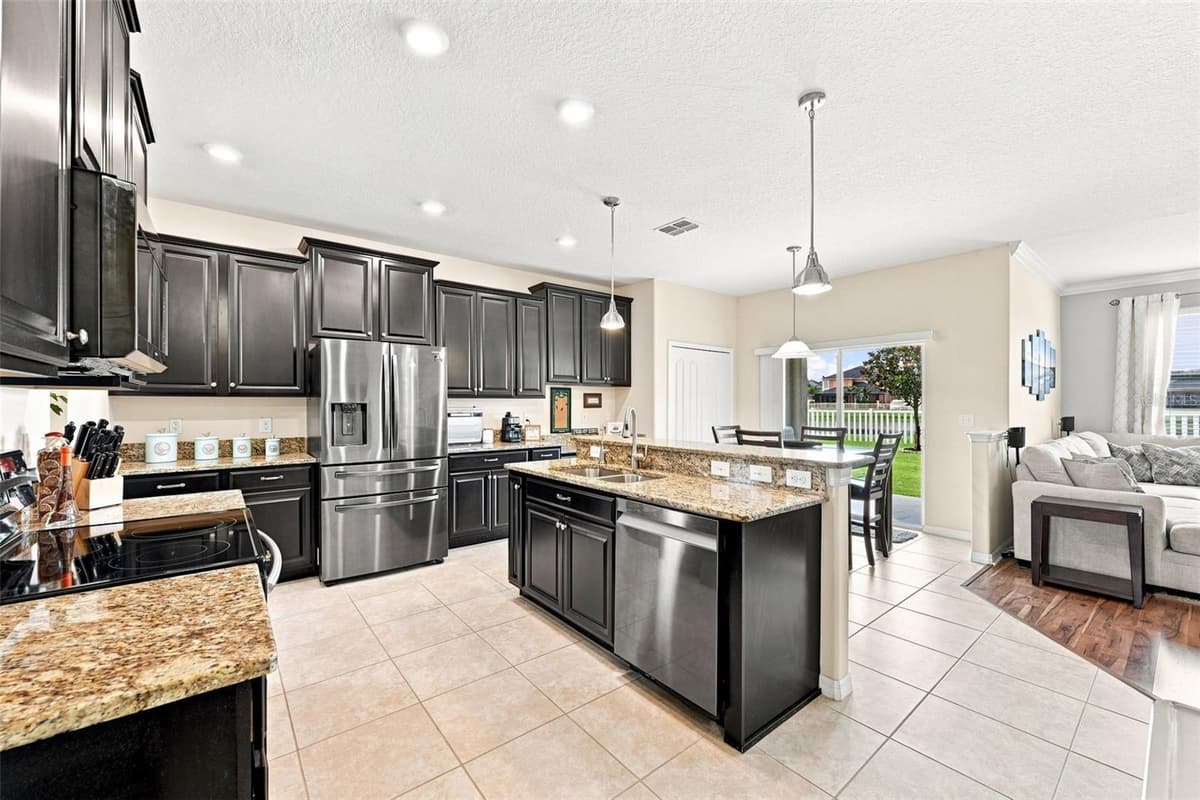 12335 BALLENTRAE FOREST DRIVE — photo 15 of 64