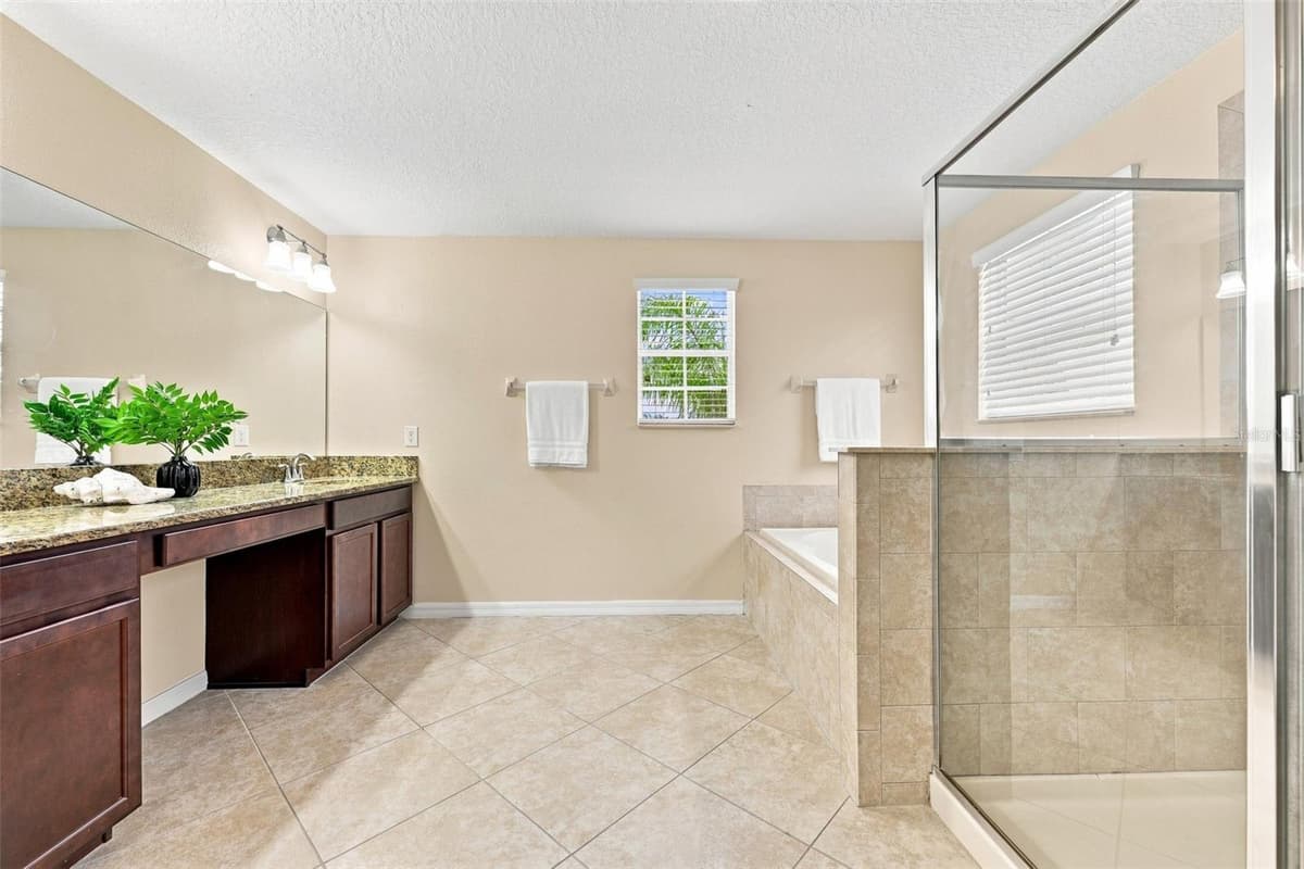 12335 BALLENTRAE FOREST DRIVE — photo 44 of 64