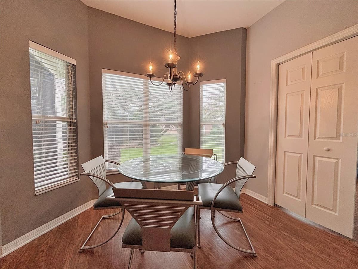 4493 TURNBERRY LANE — photo 7 of 55