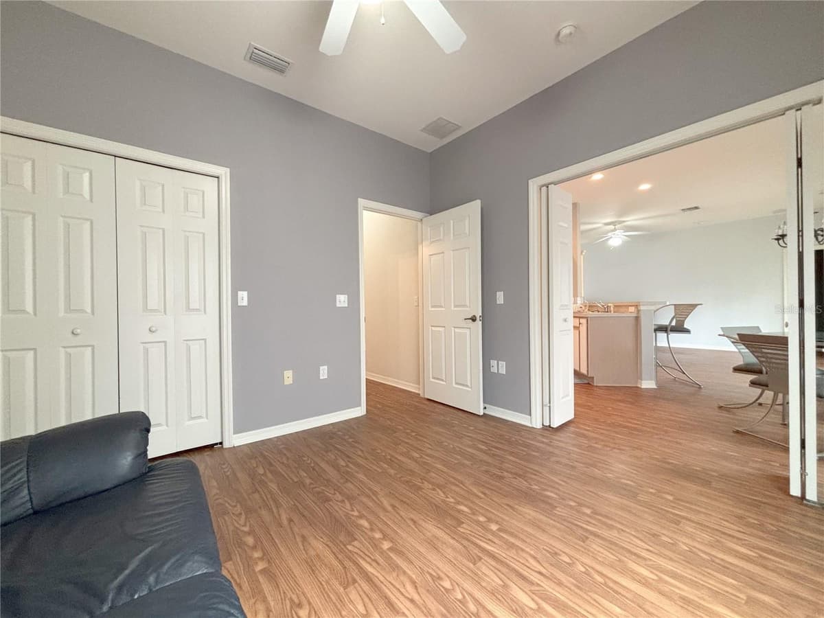 4493 TURNBERRY LANE — photo 15 of 55